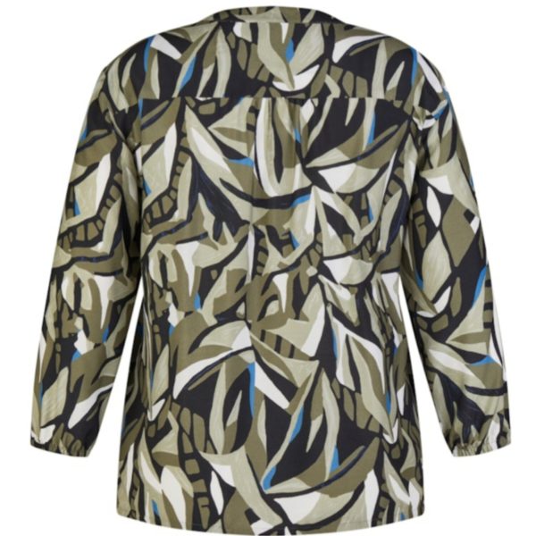 Trendige Bluse von Rabe Moden Artikel 52-221100 mit Blätterprint, Allover in khaki Farben mit 3/4 Arm